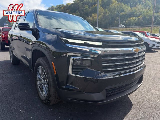 Used 2026 Chevrolet Traverse LT w/ Driver Confidence Package