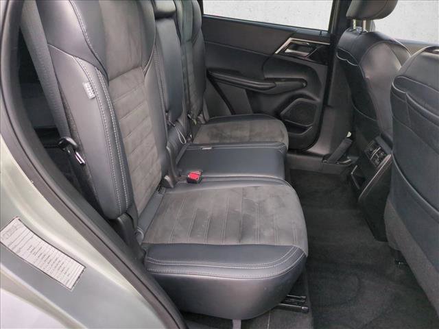 Used 2024 Mitsubishi Outlander SE image 20