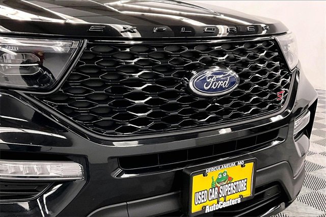 Used 2023 Ford Explorer ST w/ Technology Package image 32