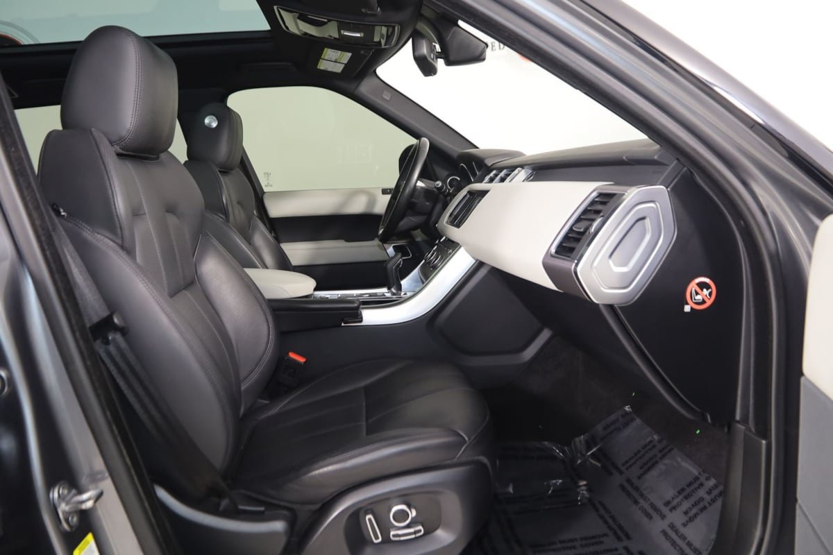Used 2016 Land Rover Range Rover Sport HSE AWD/4WD image 13