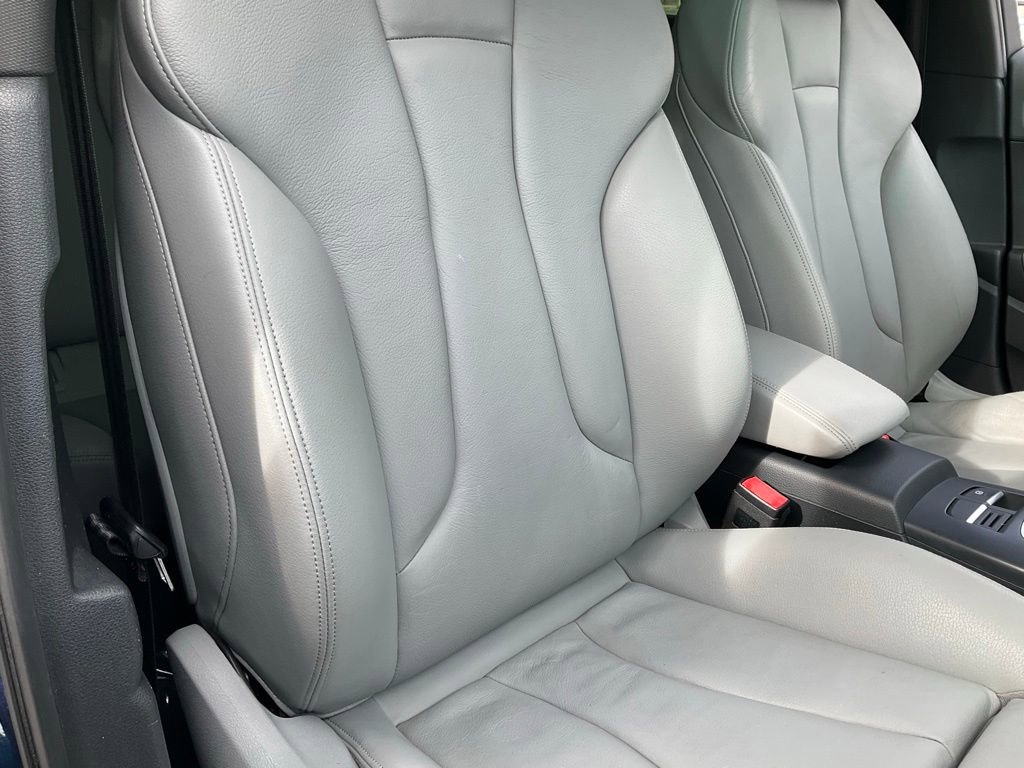 Used 2017 Audi A3 e-tron Prestige w/ Prestige Package FWD image 57