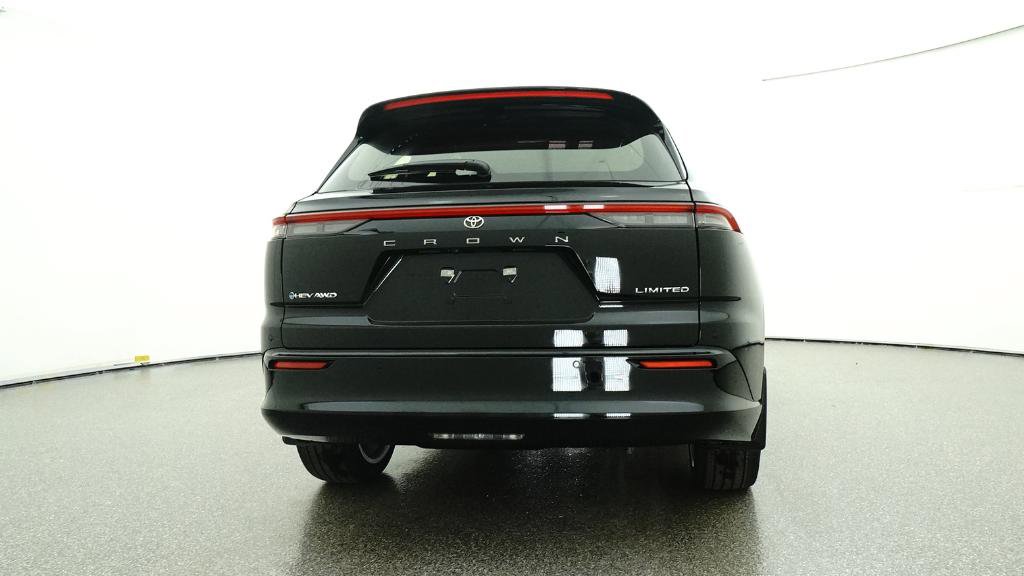 New 2025 Toyota Crown Signia image 17