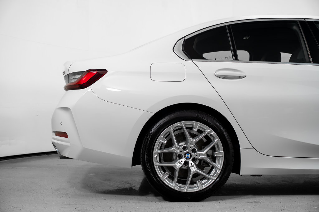 Used 2026 BMW 330i Sedan RWD image 6
