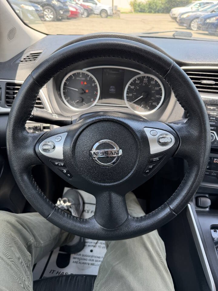 Used 2018 Nissan Sentra SV FWD image 9