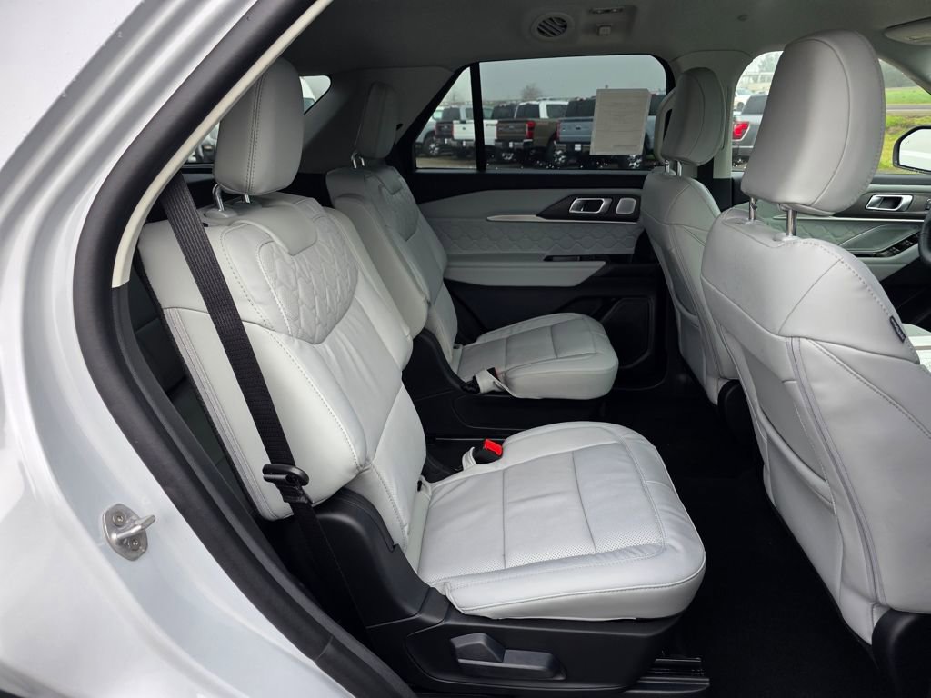 New 2026 Ford Explorer Platinum w/ LUX Leather Package image 33