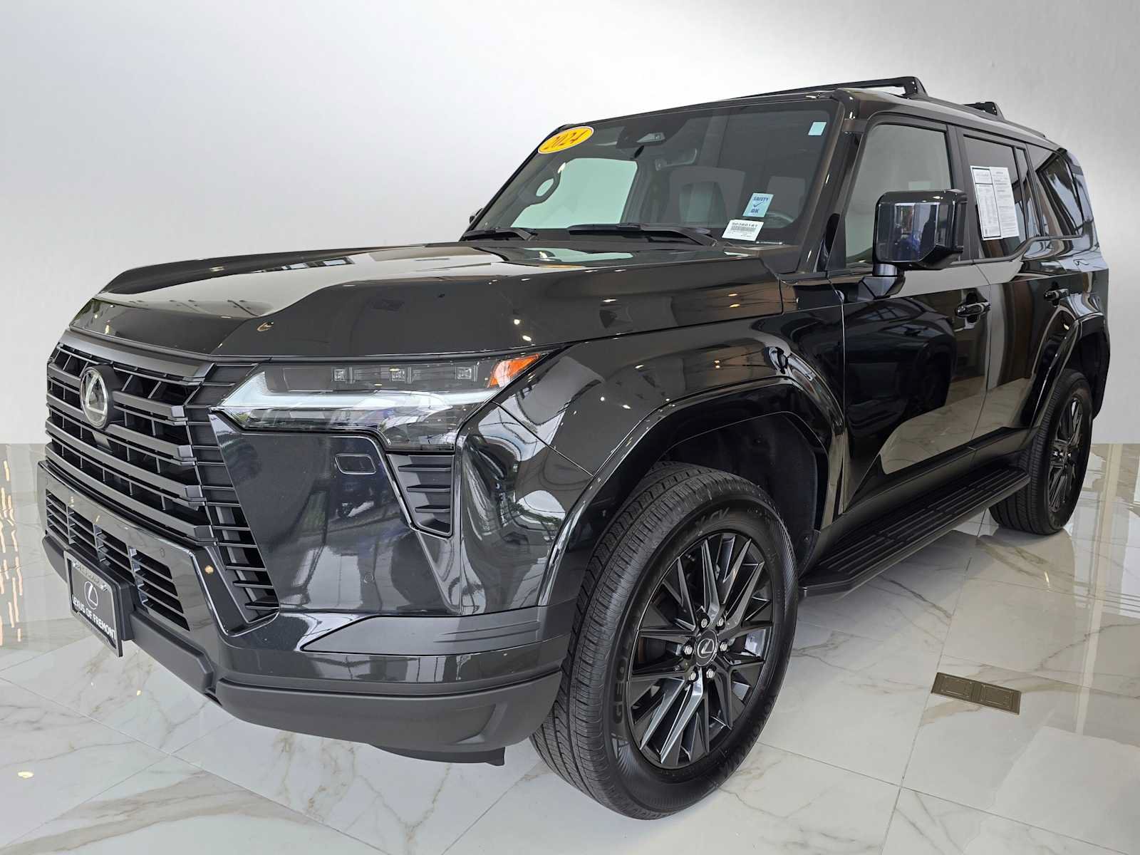 Used 2024 Lexus GX 550 w/ Cold Area Package AWD/4WD image 8