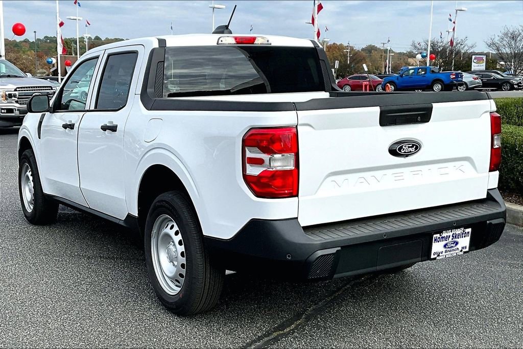 New 2025 Ford Maverick XL w/ Equipment Group 101A image 3