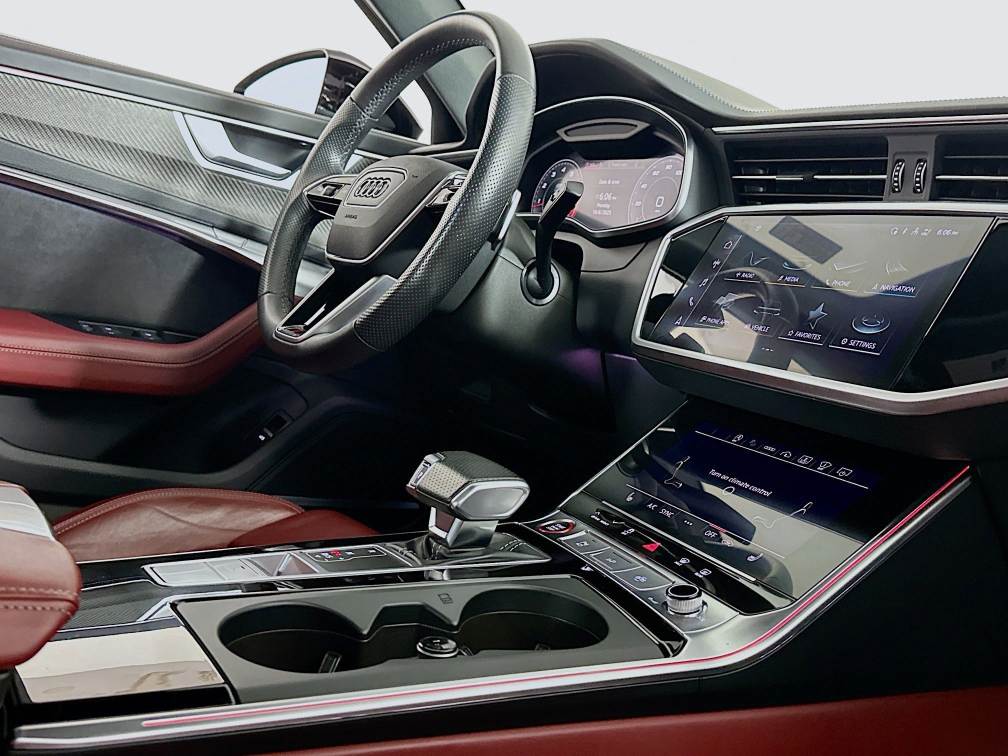 Used 2023 Audi S6 Prestige w/ Prestige Package image 29