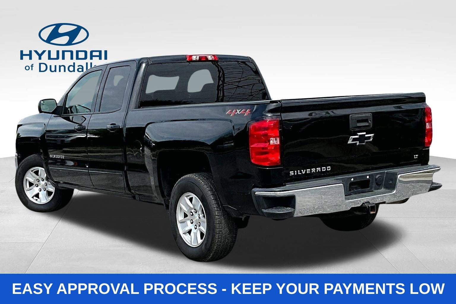 Used 2018 Chevrolet Silverado 1500 LT w/ All Star Edition AWD/4WD image 5