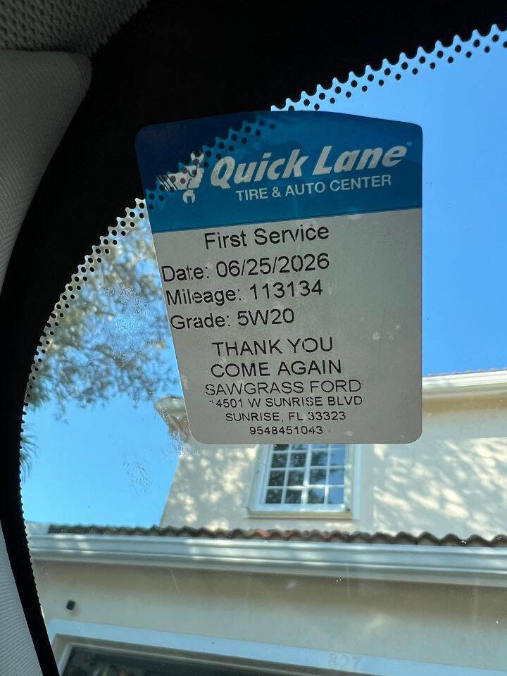 Used 2013 Ford Edge SEL image 33