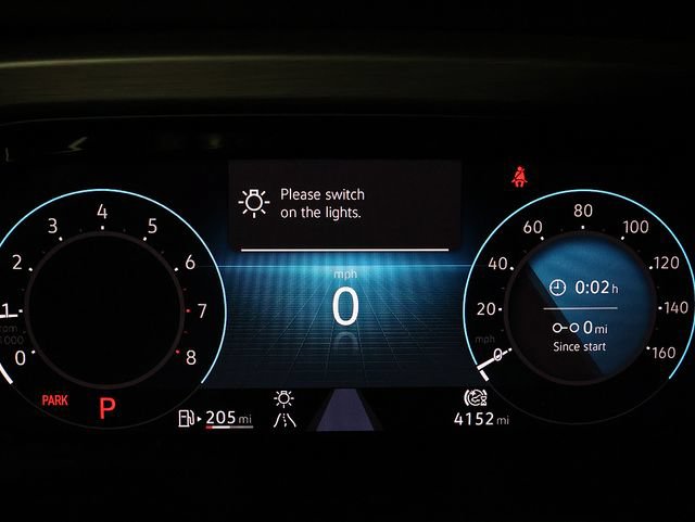 Used 2025 Volkswagen Atlas Cross Sport SE AWD/4WD image 17
