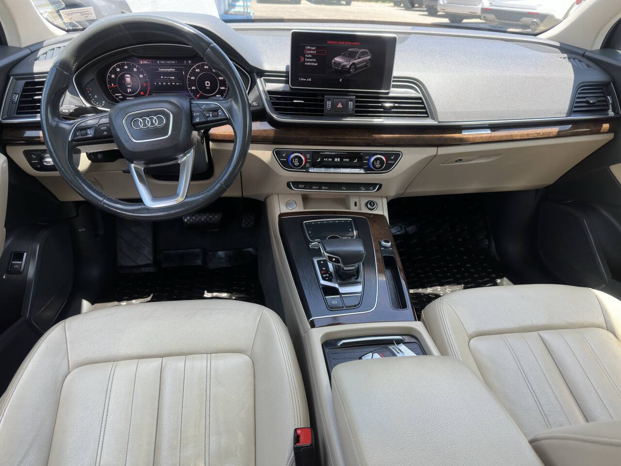 Used 2019 Audi Q5 2.0T Premium Plus w/ Premium Plus Package AWD/4WD image 12