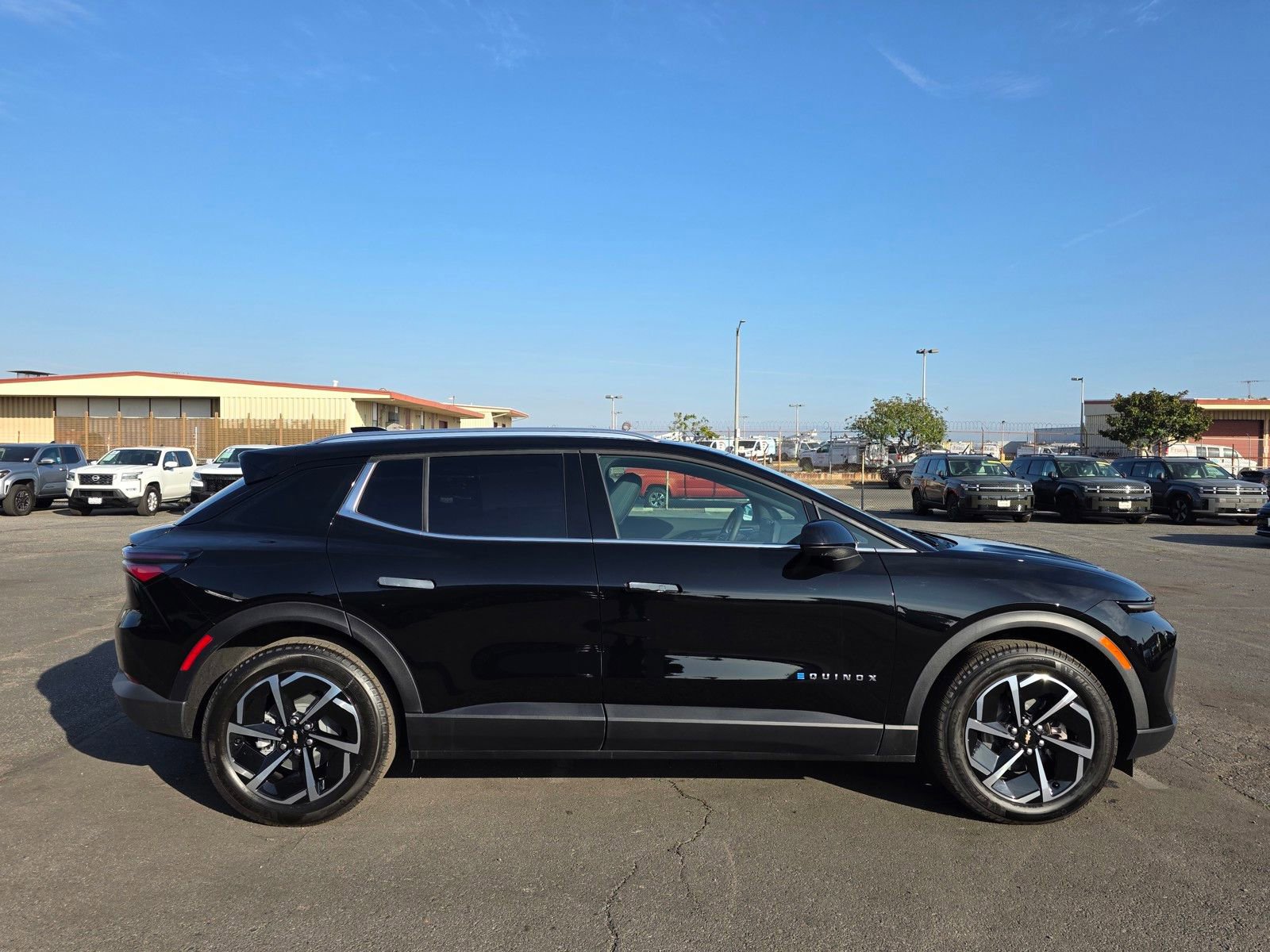 New 2026 Chevrolet Equinox EV LT image 8