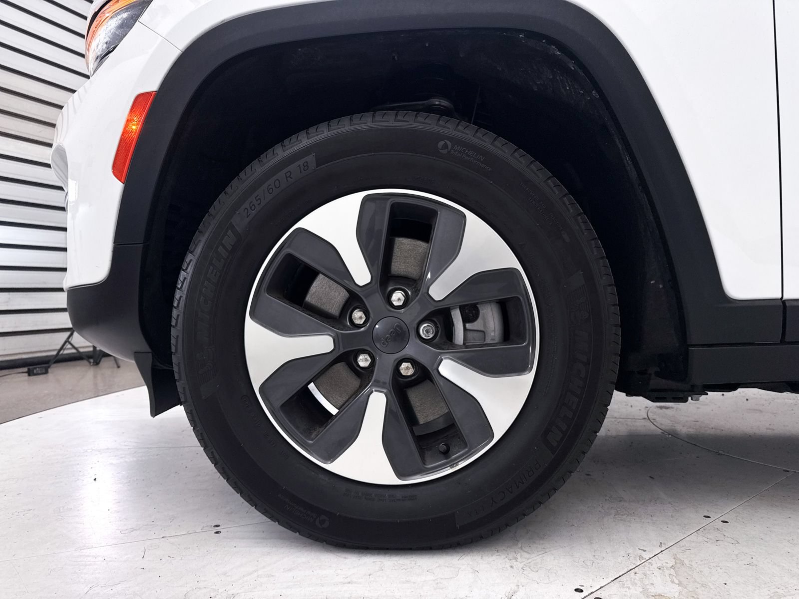 Used 2023 Jeep Grand Cherokee 4WD 4xe image 18