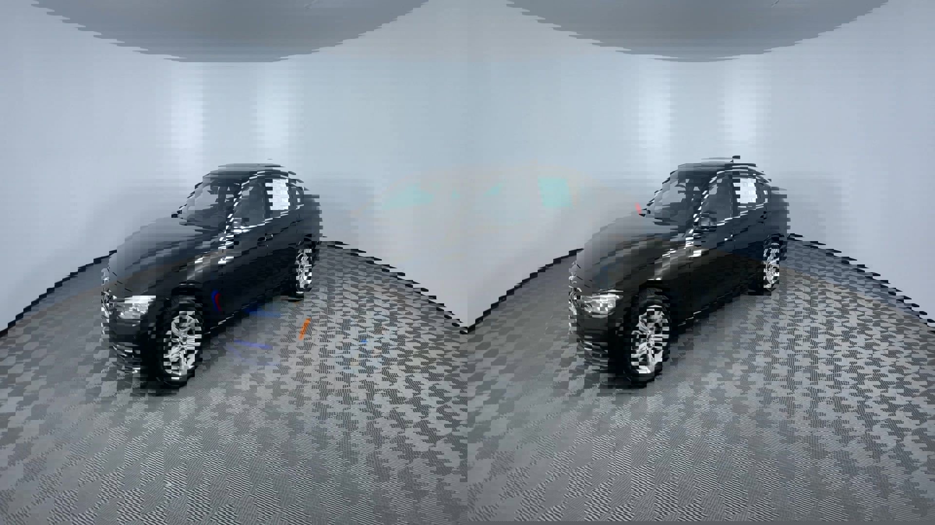 Used 2017 BMW 330i xDrive Sedan image 4