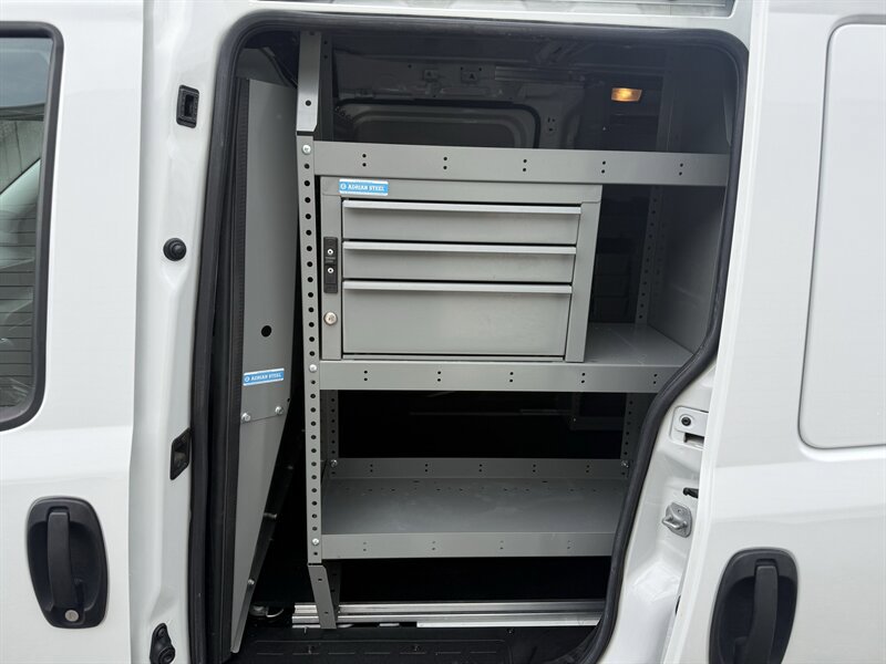 Used 2022 RAM ProMaster City Tradesman FWD image 23