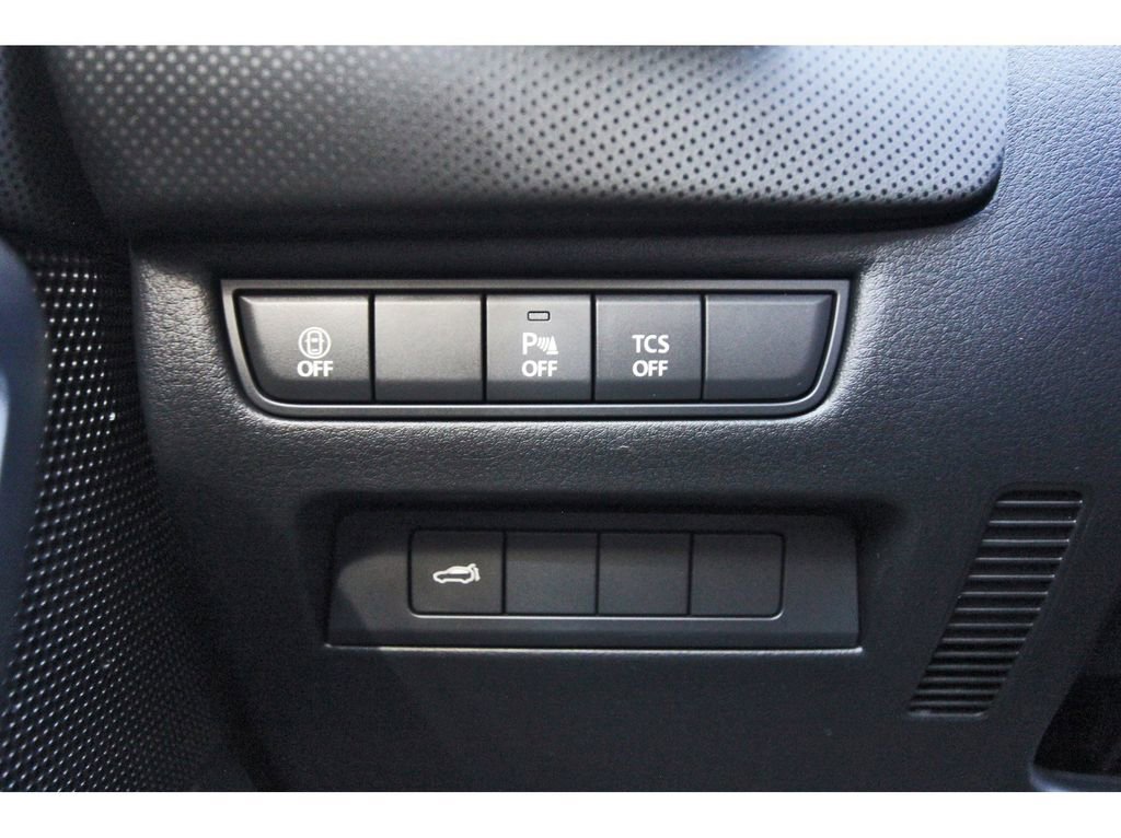 New 2026 MAZDA CX-50 Meridian Edition w/ Weather Package image 17
