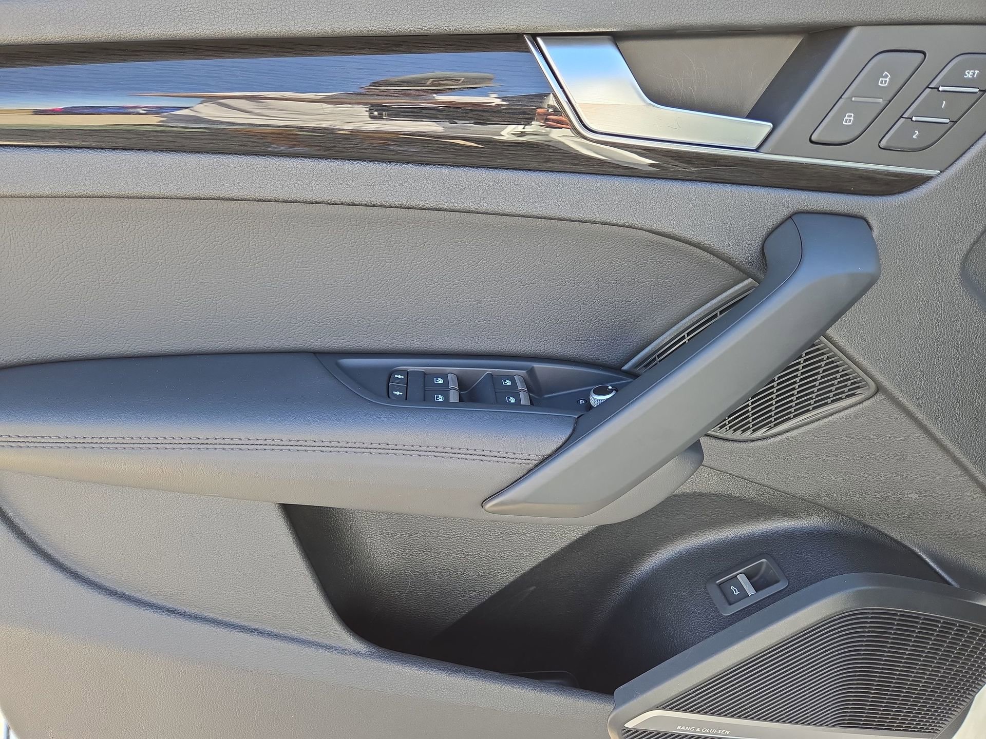 Used 2019 Audi Q5 Prestige w/ Prestige Package AWD/4WD image 15