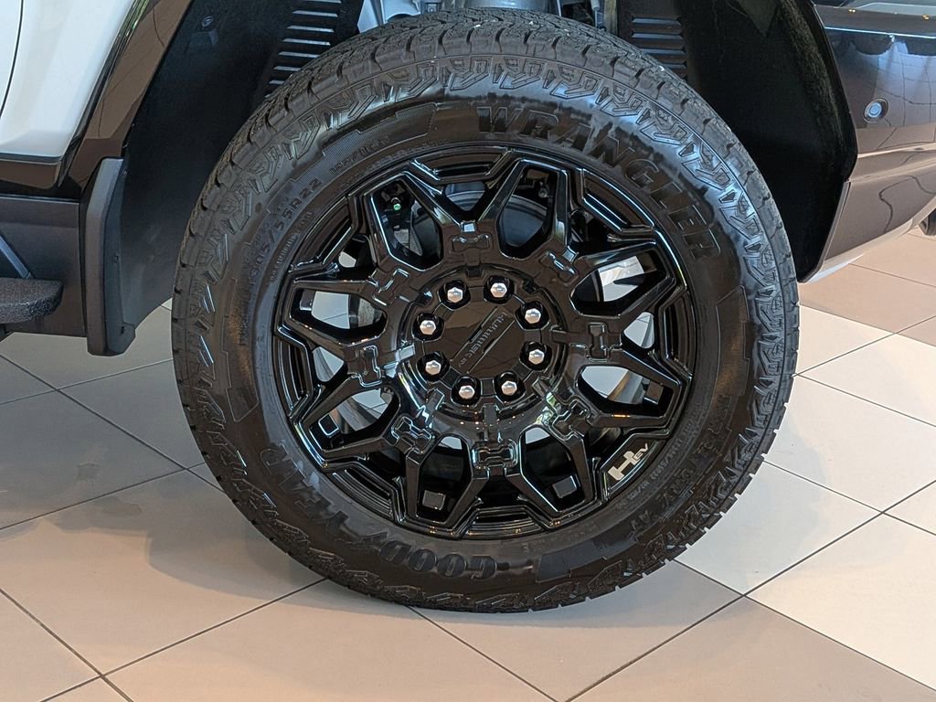 New 2026 GMC Hummer EV SUV image 11