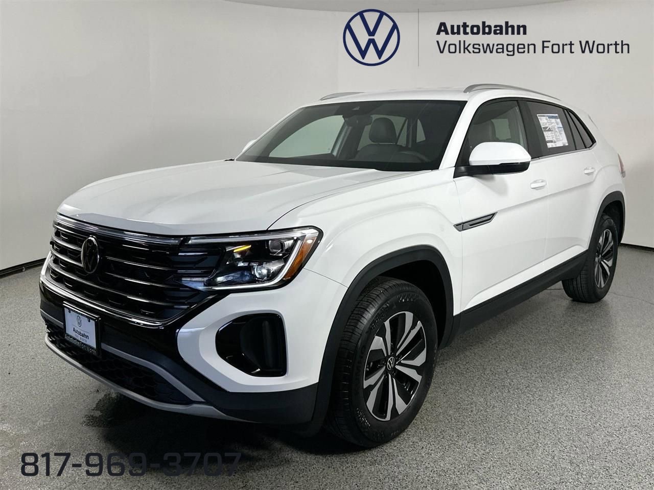 New 2025 Volkswagen Atlas Cross Sport SE