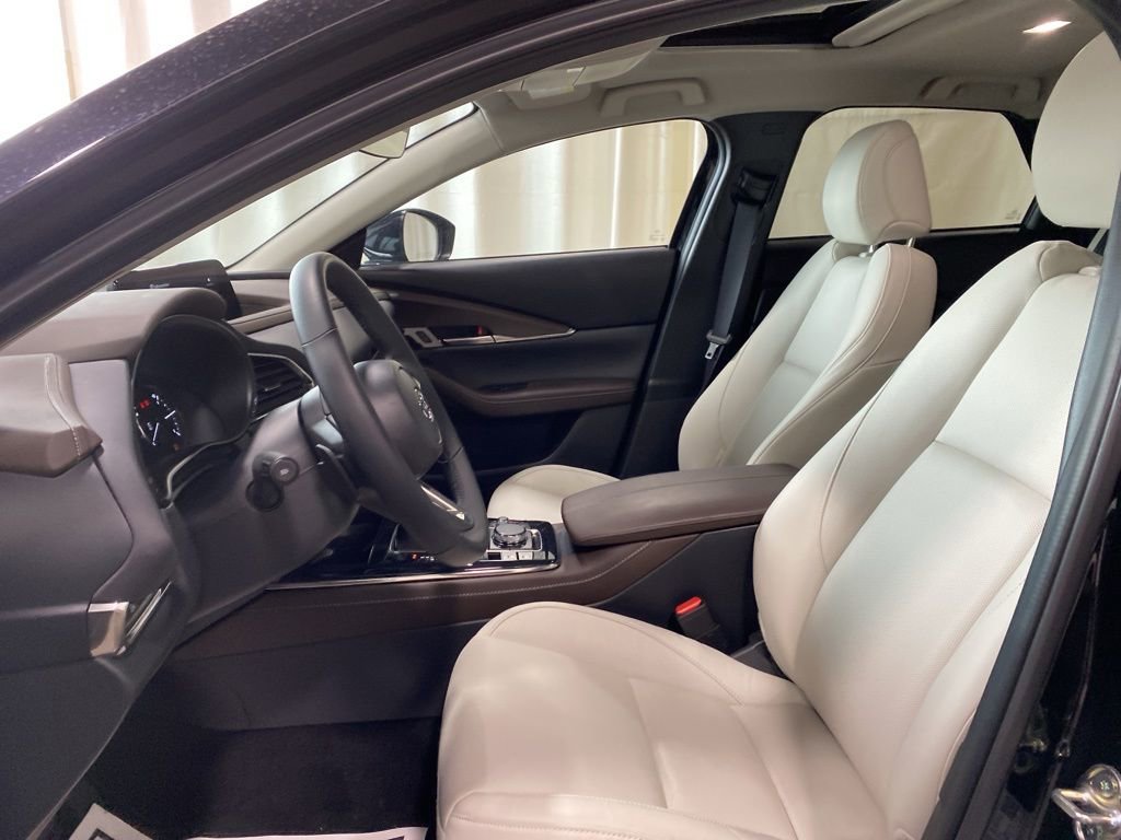 Certified 2025 MAZDA CX-30 AWD 2.5 S w/ Premium Package image 16