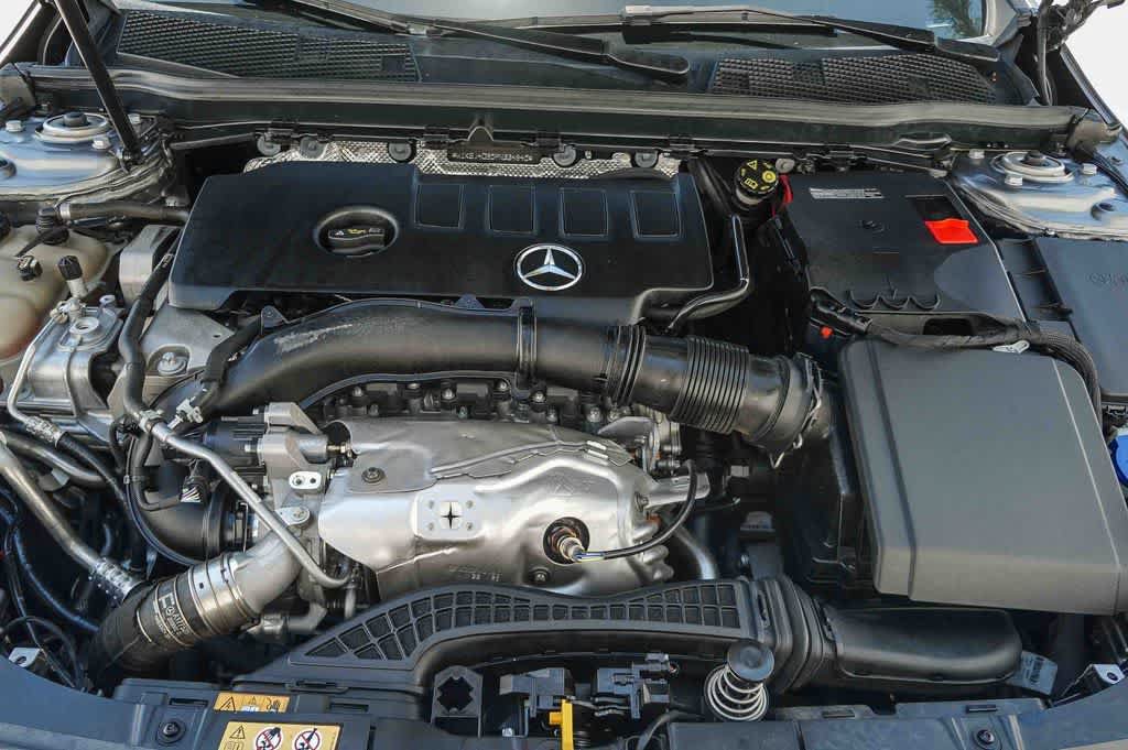 Used 2023 Mercedes-Benz CLA 250 image 30