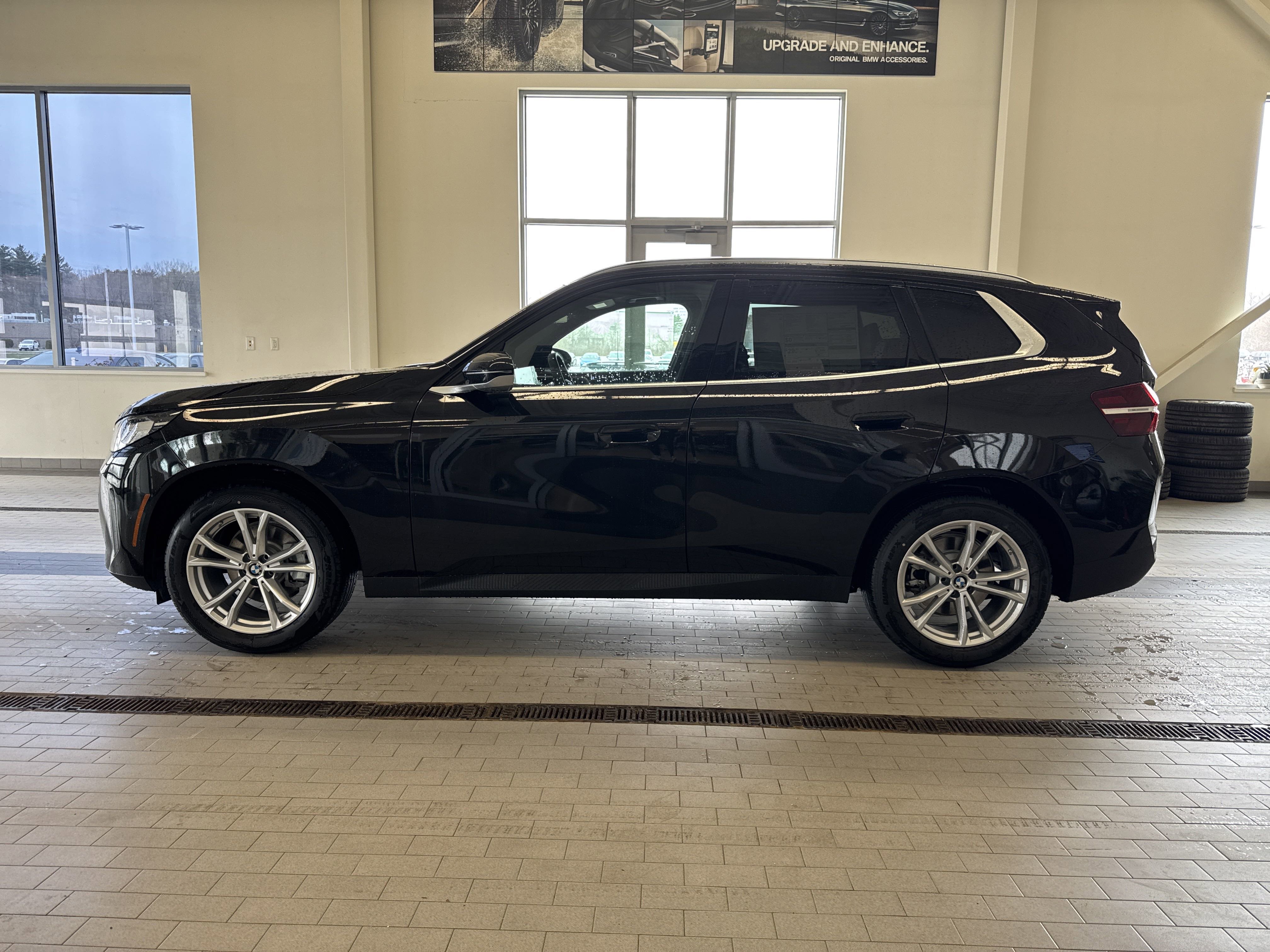 Used 2025 BMW X3 xDrive30i w/ Convenience Package image 8