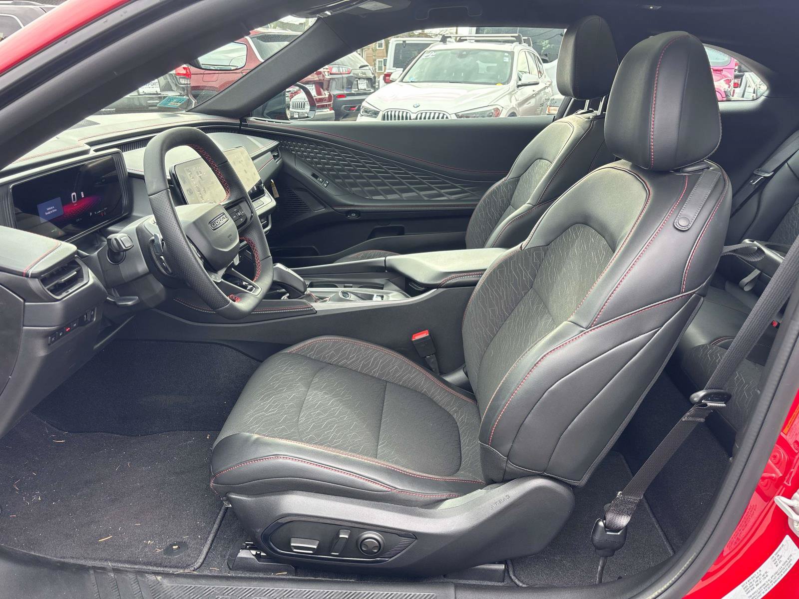 Used 2025 Dodge Charger Daytona R/T w/ Sun & Sound Package AWD/4WD image 7