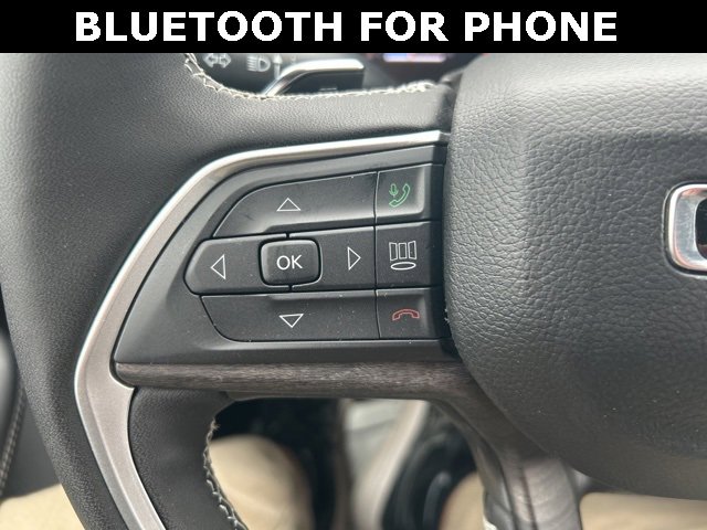 New 2025 Jeep Grand Cherokee L Limited w/ Black Appearance Package image 14