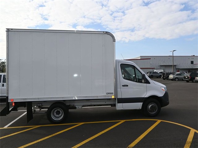 Used 2023 Mercedes-Benz Sprinter 4500 image 5