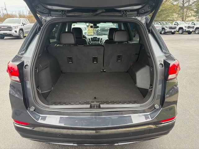 Used 2023 Chevrolet Equinox RS w/ RS Leather Package AWD/4WD image 7