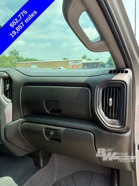 Used 2025 Chevrolet Silverado 2500 Custom w/ Custom Convenience Package AWD/4WD image 32