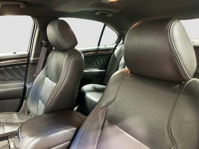 Used 2014 Ford Taurus Limited w/ Equipment Group 301A FWD image 20