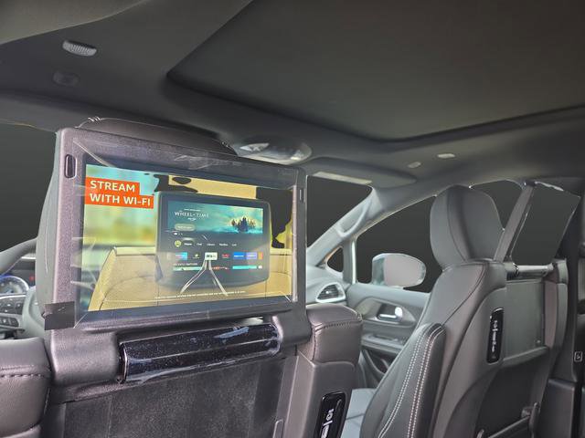 New 2026 Chrysler Pacifica Select image 12
