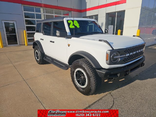 Used 2024 Ford Bronco Badlands AWD/4WD image 8