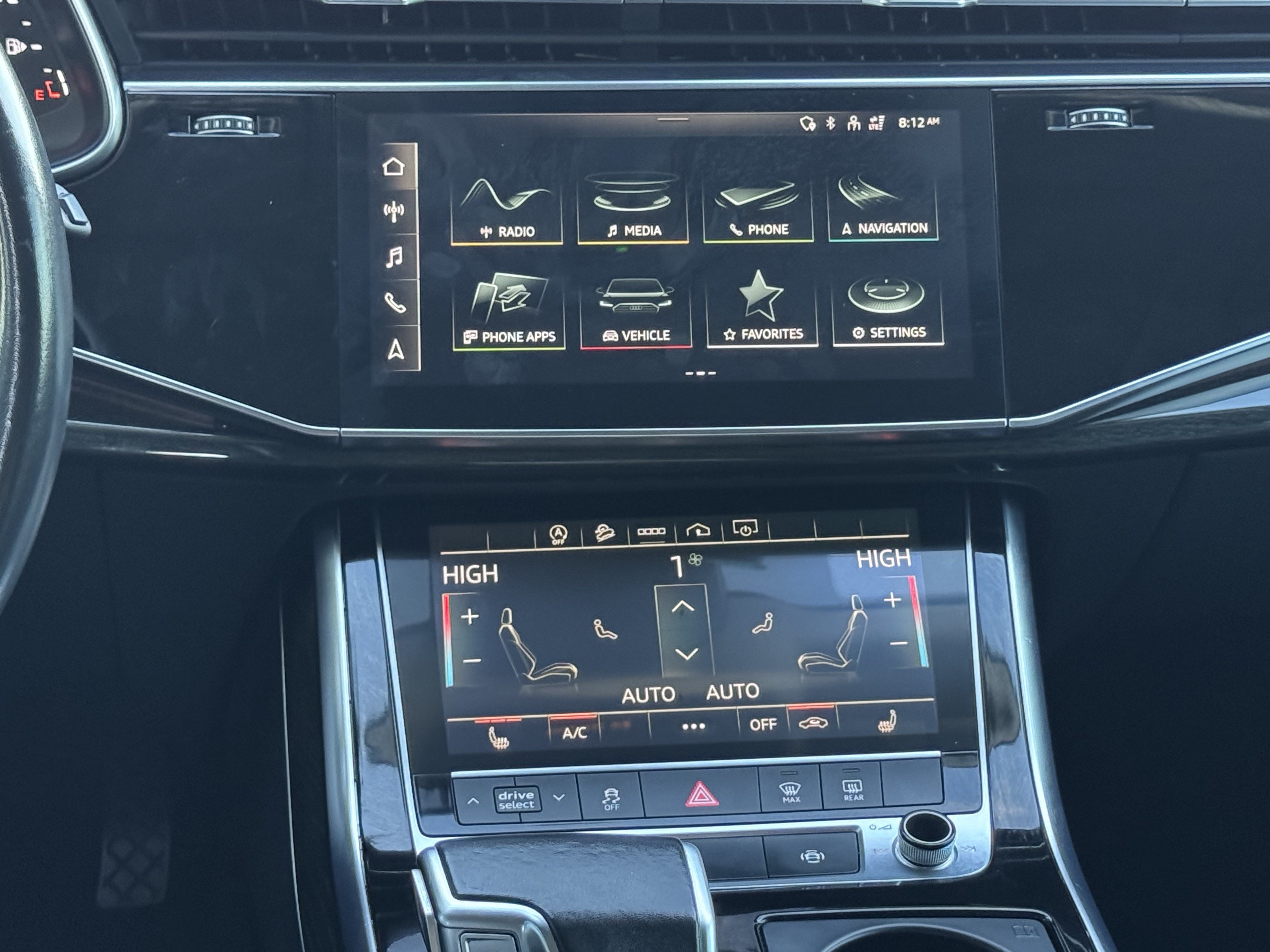 Used 2022 Audi Q7 2.0T Premium w/ Convenience Package AWD/4WD image 15