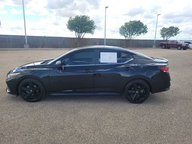 Certified 2023 Nissan Sentra SR w/ Midnight Edition Package FWD image 9