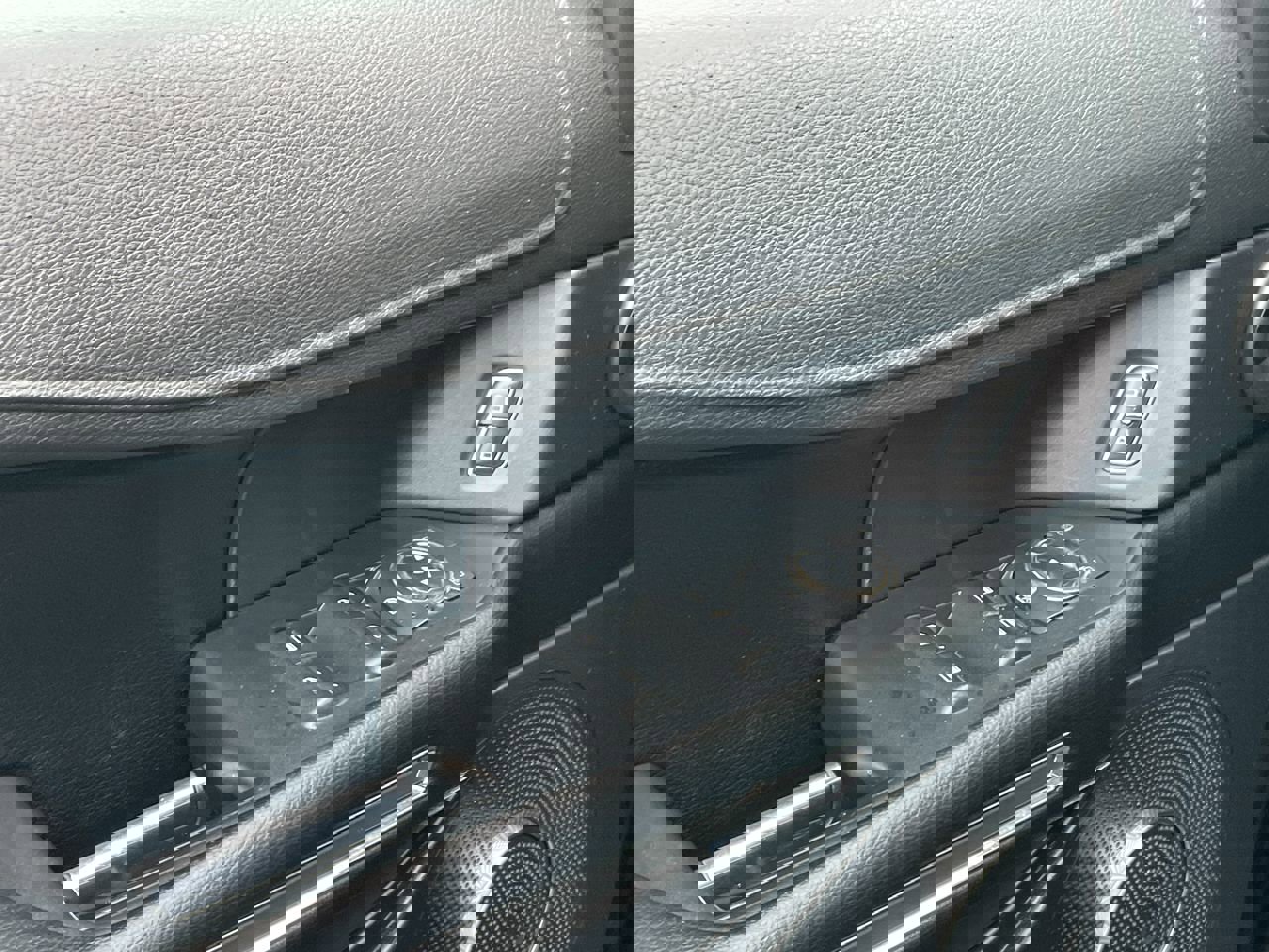 Used 2021 Ford Expedition Max XLT image 29