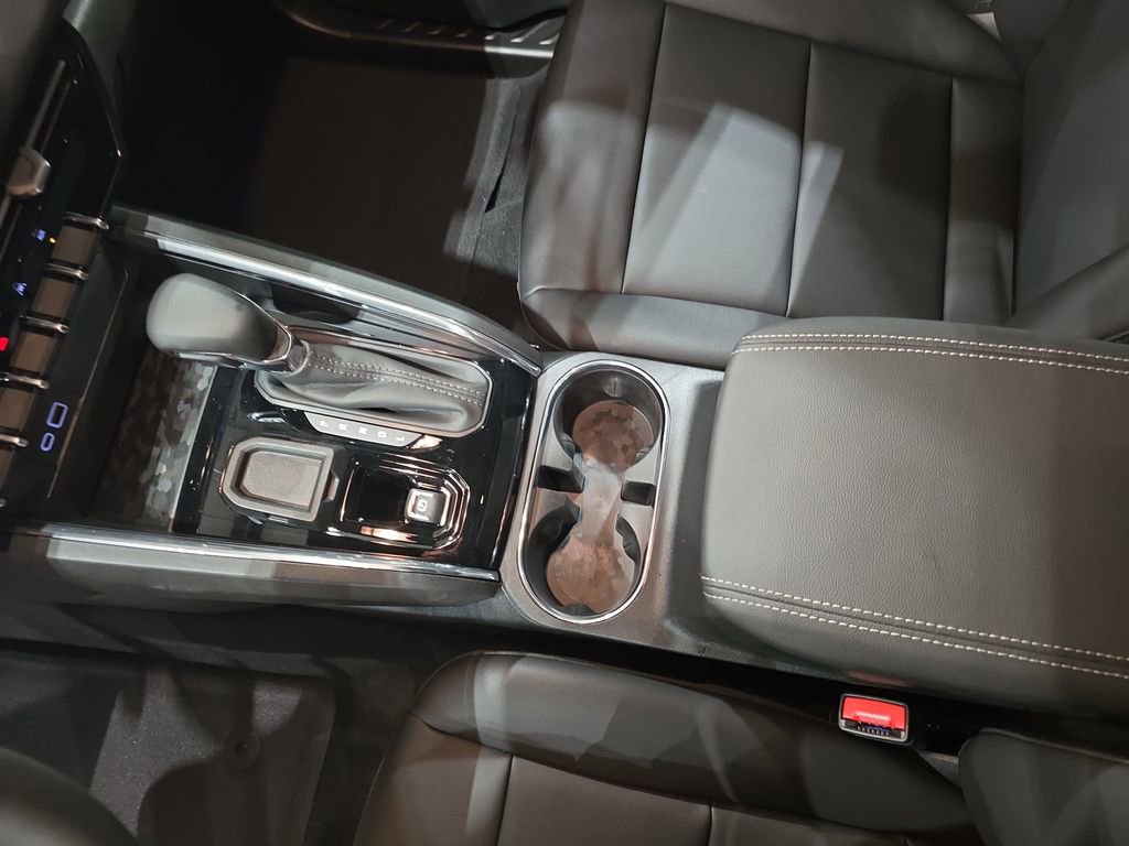 New 2026 GMC Canyon Elevation w/ Convenience Package RWD image 25