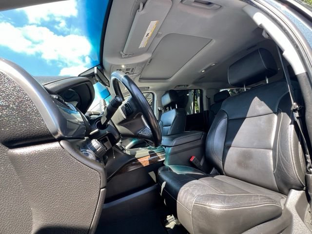 Used 2019 Chevrolet Suburban LT AWD/4WD image 16