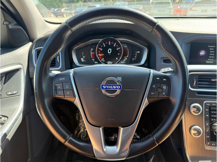 Used 2015 Volvo V60 T5 Cross Country AWD/4WD image 22