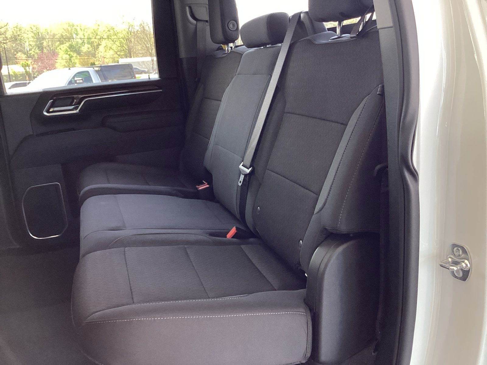 Used 2025 Chevrolet Silverado 2500 LT w/ Convenience Package image 13