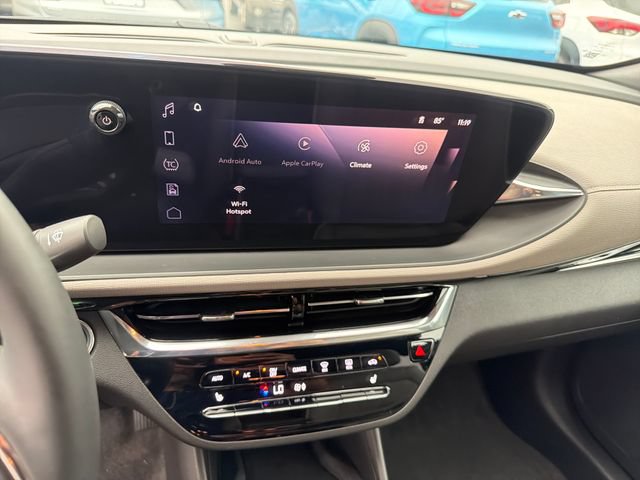 Used 2025 Buick Envista Preferred FWD image 19