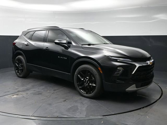 Used 2023 Chevrolet Blazer LT w/ Sound & Technology Package FWD image 7