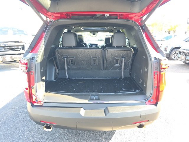 Used 2023 Chevrolet Traverse RS w/ LPO, Floor Liner Package image 36