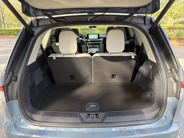 New 2026 Lincoln Aviator AWD image 25