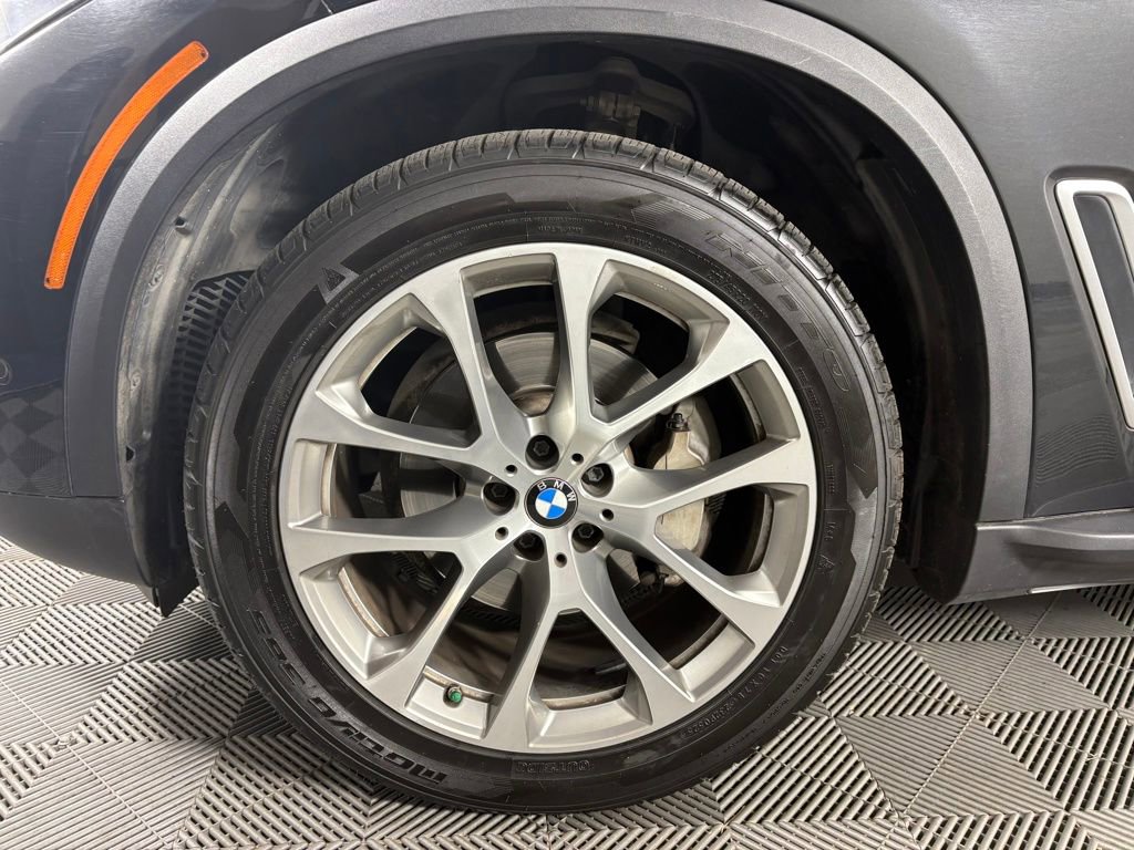 Used 2023 BMW X5 xDrive40i AWD/4WD image 10