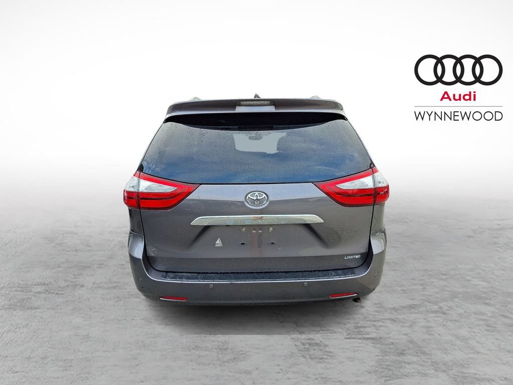 Used 2015 Toyota Sienna Limited Premium FWD image 5