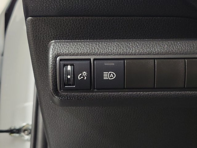 Used 2026 Toyota Corolla LE FWD image 23