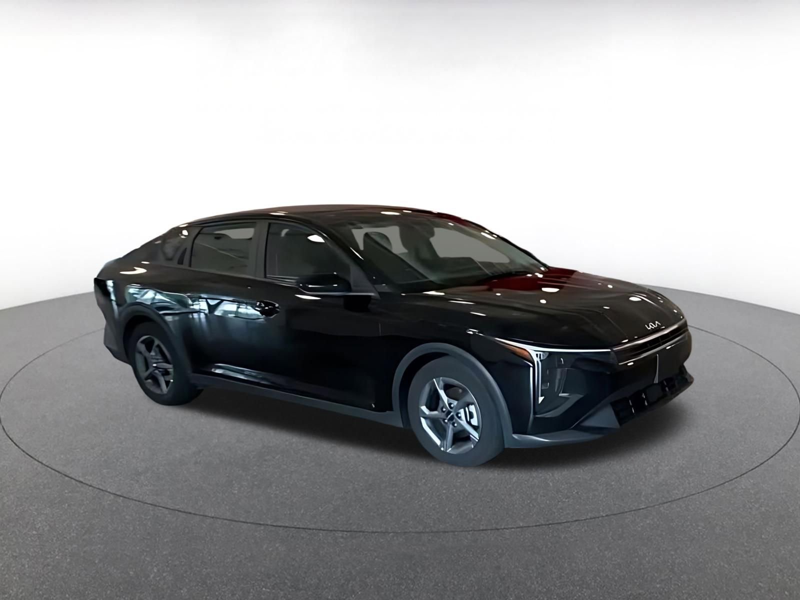 Used 2025 Kia K4 FWD image 11